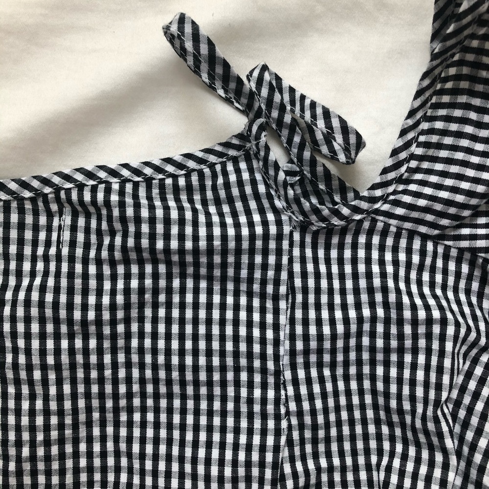 Gingham Open Shoulder Top π - Picture 3 of 3
